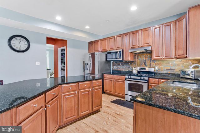 11762 NATIONALS LN, Waldorf, MD 20602