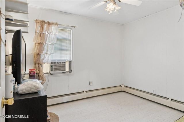 42 Walnut Street, Edison, NJ 08817