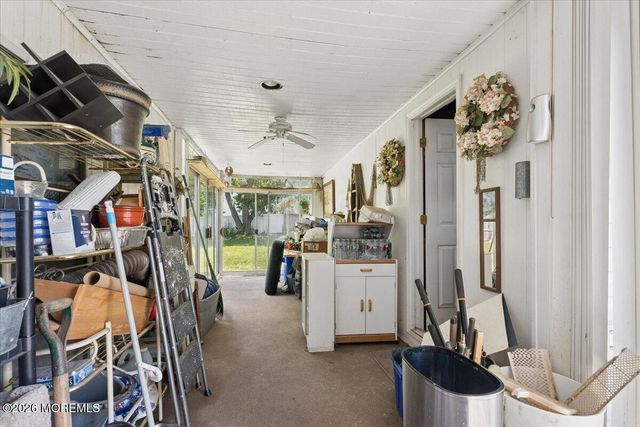42 Walnut Street, Edison, NJ 08817