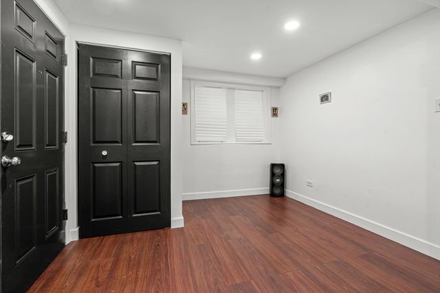 2231 S 58th Court, Cicero, IL 60804