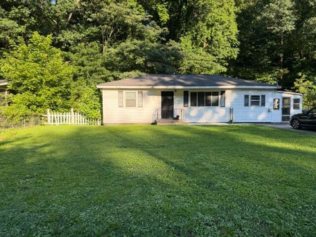 504 Lullwater Road, Chattanooga, TN 37405