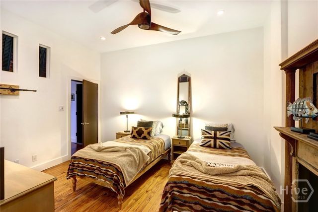 9 W York Street 306, Savannah, GA 31401