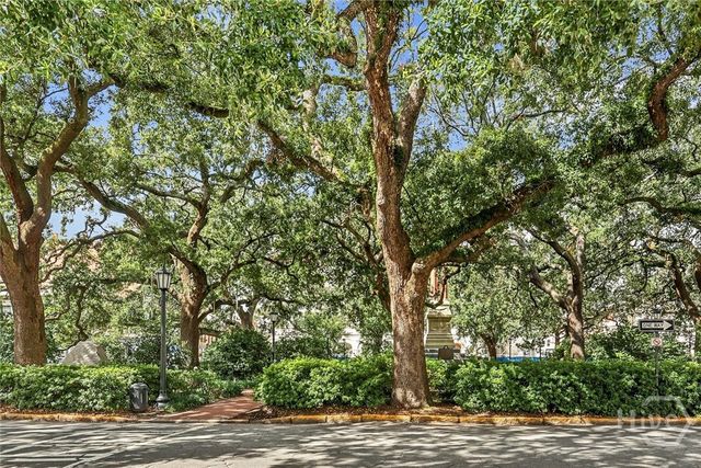 9 W York Street 306, Savannah, GA 31401