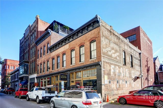 9 W York Street 306, Savannah, GA 31401