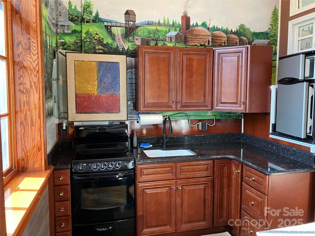 157 N Main Street, Bostic, NC 28018