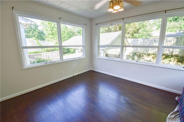 215 17th, Tuscaloosa, AL 35401