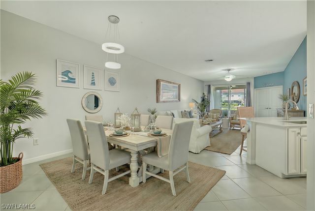 2567 Vine AVE, Naples, FL 34120