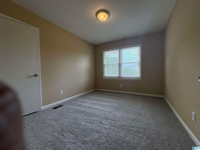 2221 3RD STREET NW, Center Point, AL 35215