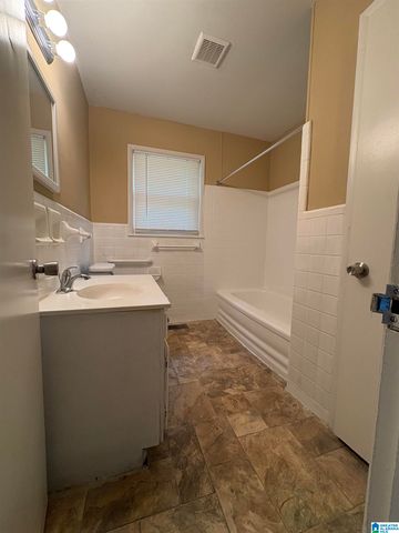 2221 3RD STREET NW, Center Point, AL 35215