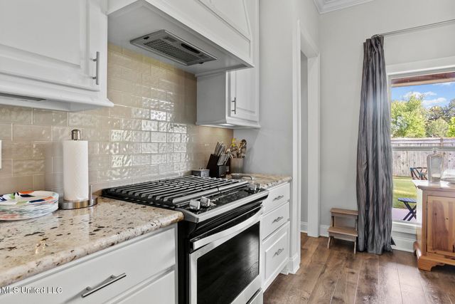 117 Hampton Place, Madison, MS 39110