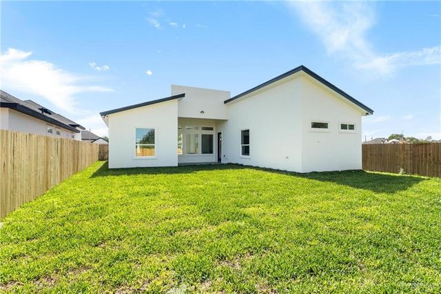 505 Freedom Way, Weslaco, TX 78596