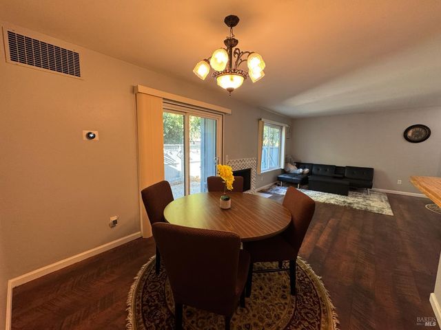 58 Scottsdale Way, Novato, CA 94945