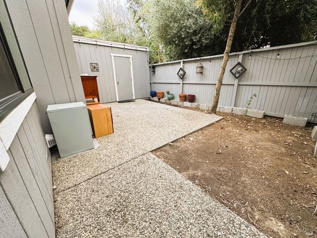 58 Scottsdale Way, Novato, CA 94945