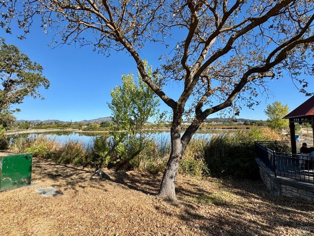 58 Scottsdale Way, Novato, CA 94945