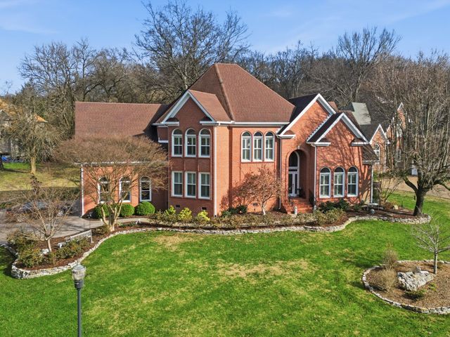 9411 Highwood Hill Rd, Brentwood, TN 37027