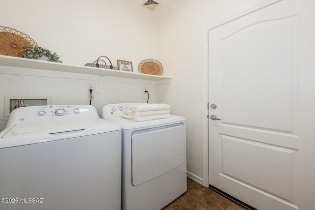 14 W Calle La Bolita, Sahuarita, AZ 85629