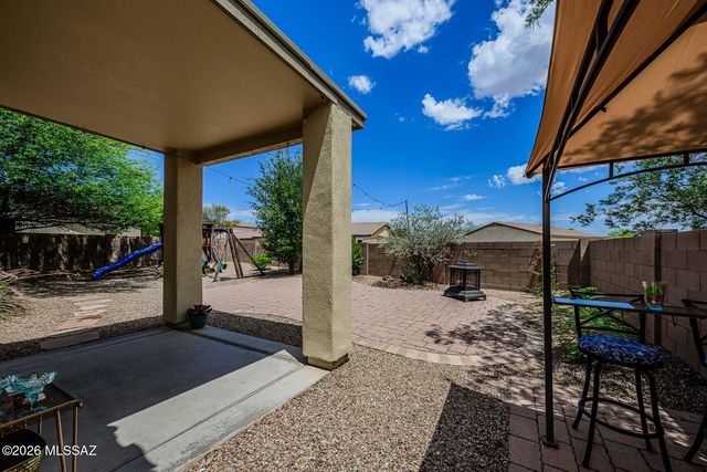 14 W Calle La Bolita, Sahuarita, AZ 85629