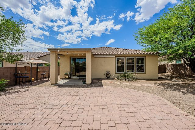 14 W Calle La Bolita, Sahuarita, AZ 85629