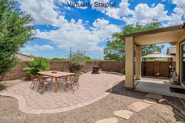 14 W Calle La Bolita, Sahuarita, AZ 85629