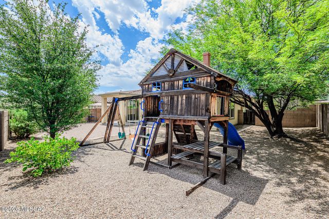 14 W Calle La Bolita, Sahuarita, AZ 85629