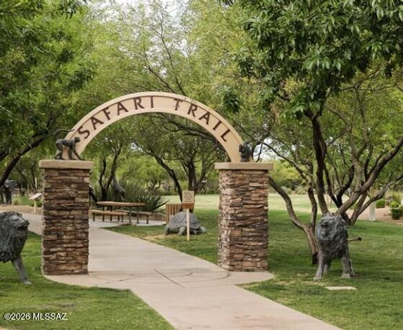 14 W Calle La Bolita, Sahuarita, AZ 85629