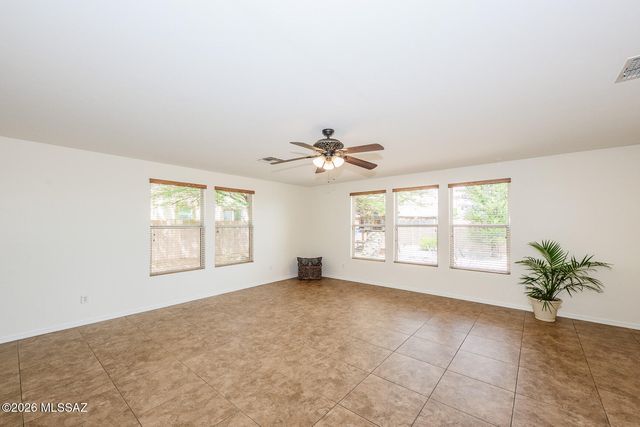 14 W Calle La Bolita, Sahuarita, AZ 85629