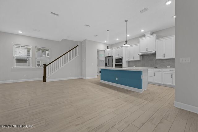 7400 BEACH WALK Place, Jacksonville, FL 32256