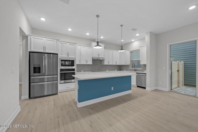 7400 BEACH WALK Place, Jacksonville, FL 32256