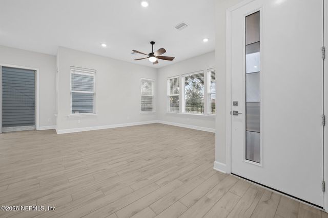 7400 BEACH WALK Place, Jacksonville, FL 32256