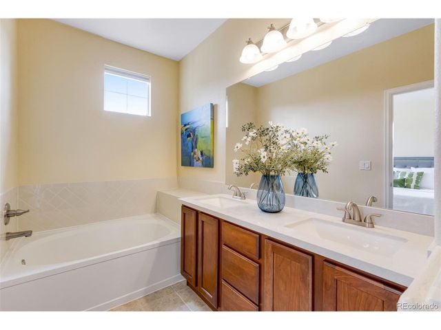16035 E Geddes Ln, Aurora, CO 80016
