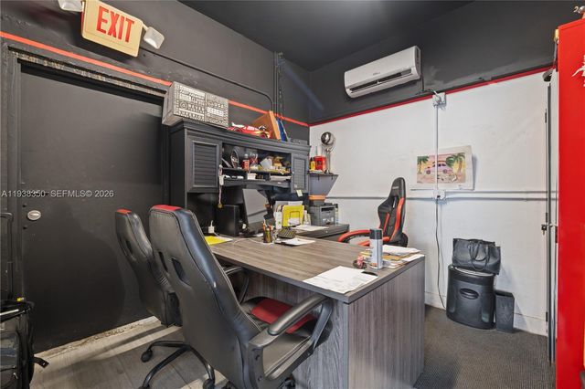 4350 NW 32nd Ave, Miami, FL 33142