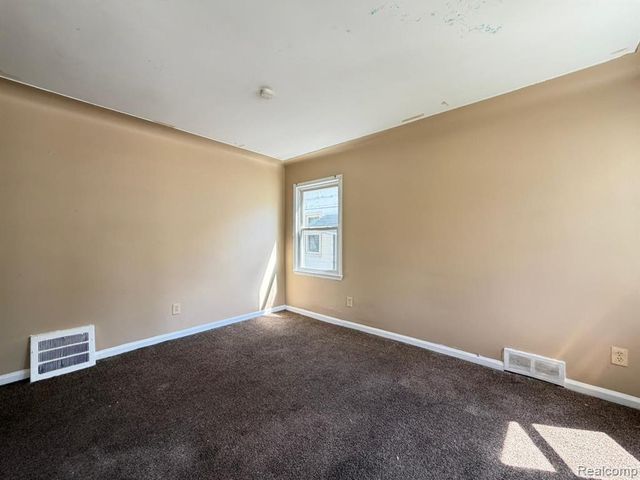 8260 Minock Street, Detroit, MI 48228