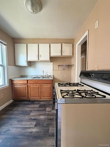 8260 Minock Street, Detroit, MI 48228