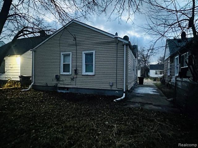 8260 Minock Street, Detroit, MI 48228