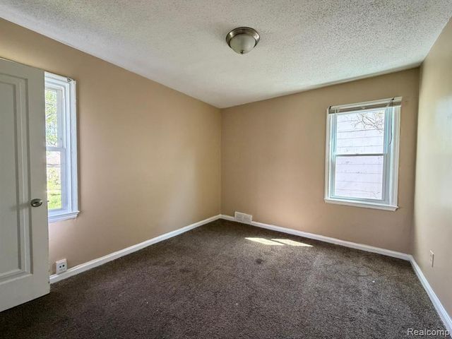 8260 Minock Street, Detroit, MI 48228