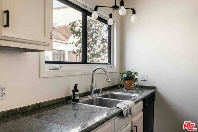 428 N Alta Vista Boulevard, Los Angeles, CA 90036