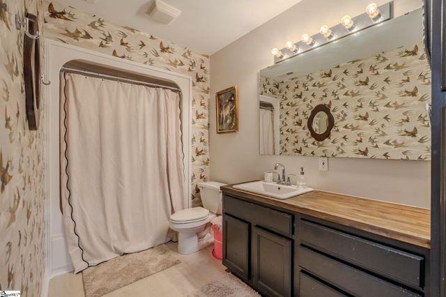 130 Raptor Way, Landrum, SC 29356