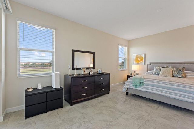8995 ACE LOOP, Davenport, FL 33896