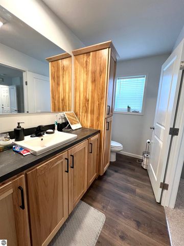 3437 US-131 N, Kalkaska, MI 49646