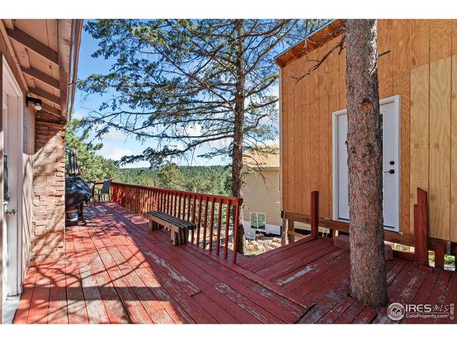 3055 Yucca Dr, Evergreen, CO 80439
