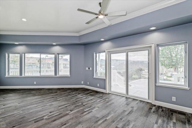 1046 Shoreline Dr, Copperopolis, CA 95228