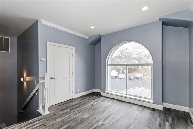 1046 Shoreline Dr, Copperopolis, CA 95228