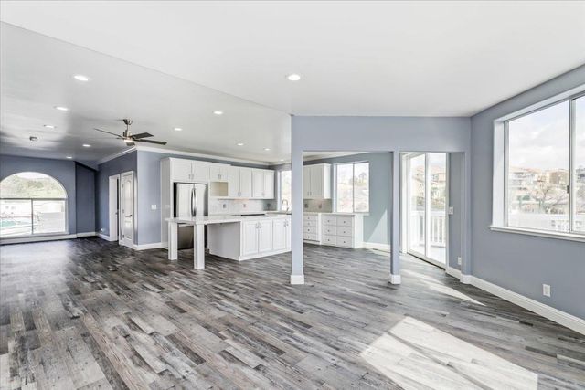 1046 Shoreline Dr, Copperopolis, CA 95228