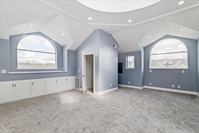 1046 Shoreline Dr, Copperopolis, CA 95228