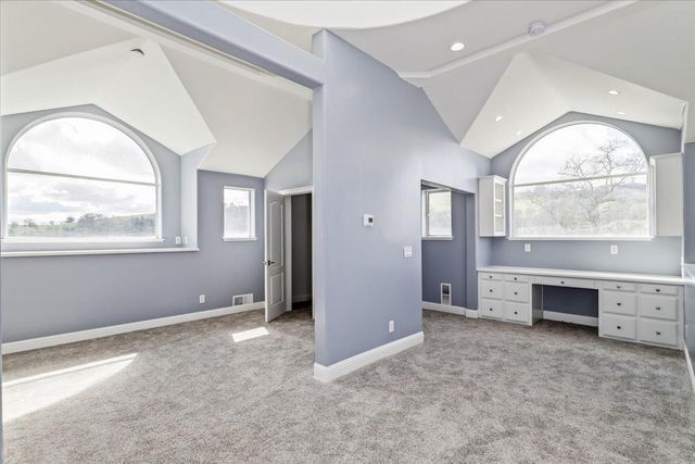 1046 Shoreline Dr, Copperopolis, CA 95228