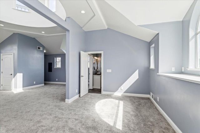 1046 Shoreline Dr, Copperopolis, CA 95228