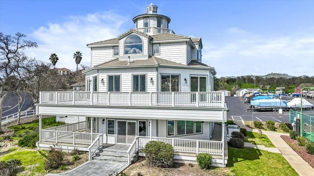 1046 Shoreline Dr, Copperopolis, CA 95228