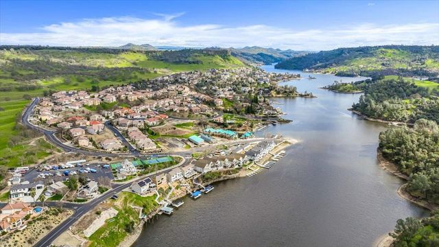 1046 Shoreline Dr, Copperopolis, CA 95228