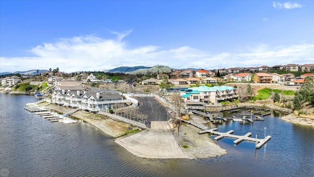 1046 Shoreline Dr, Copperopolis, CA 95228