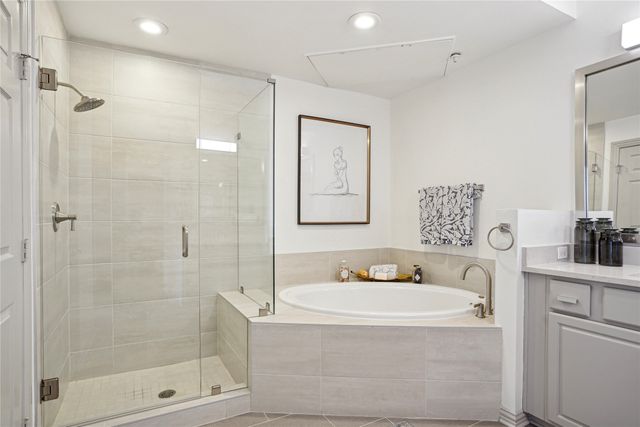 4201 Lomo Alto Drive 217, Highland Park, TX 75219